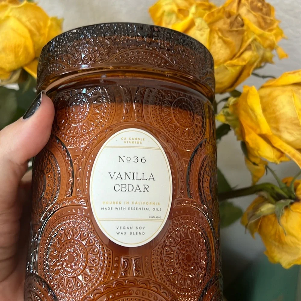 Vanilla Cedar Scented Candle
